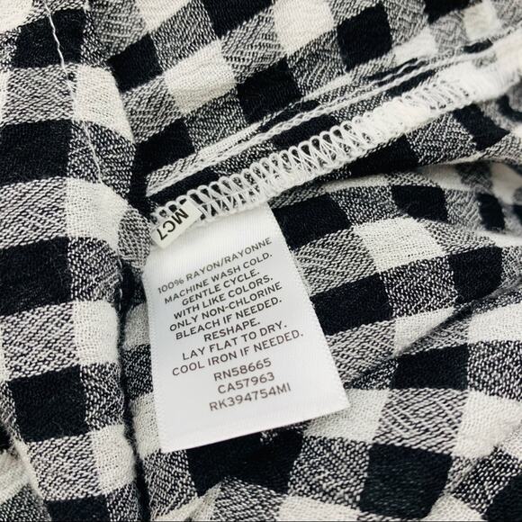 Abound Black & White Plaid Button Down Shirt - Picture 11 of 11